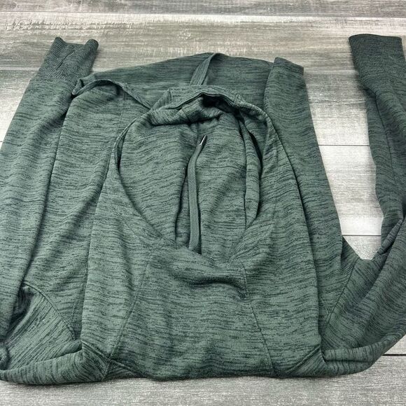 Athleta techie cowl neck sweatshirt - Picture 5 of 7